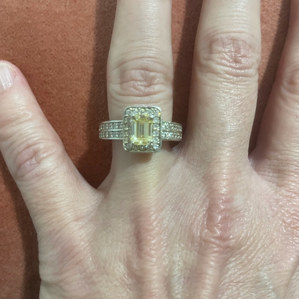 Vintage sterling silver and cz ring